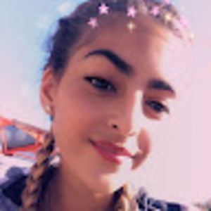 Meet your Posher, Abigail